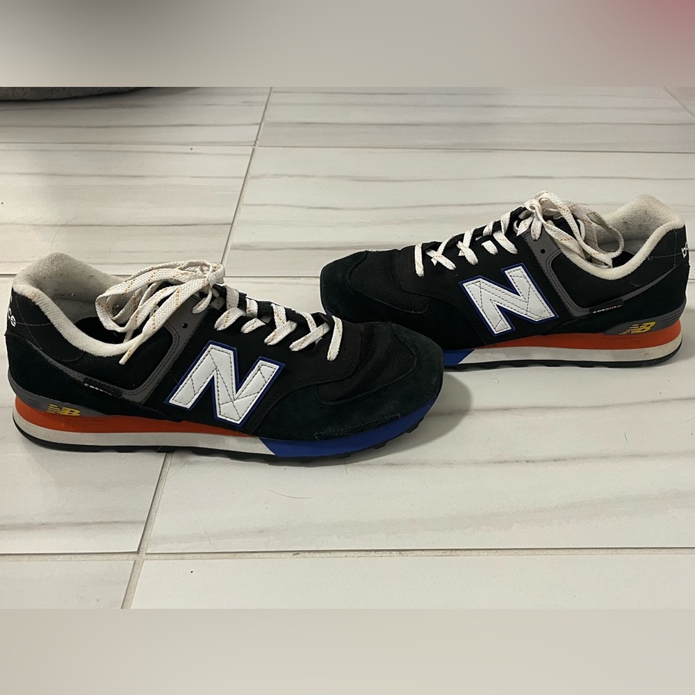 Black, orange, and royal blue Womens New Balance Size 9 1/2
